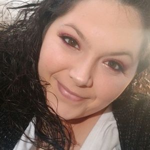 Meet your Posher, Katelynn